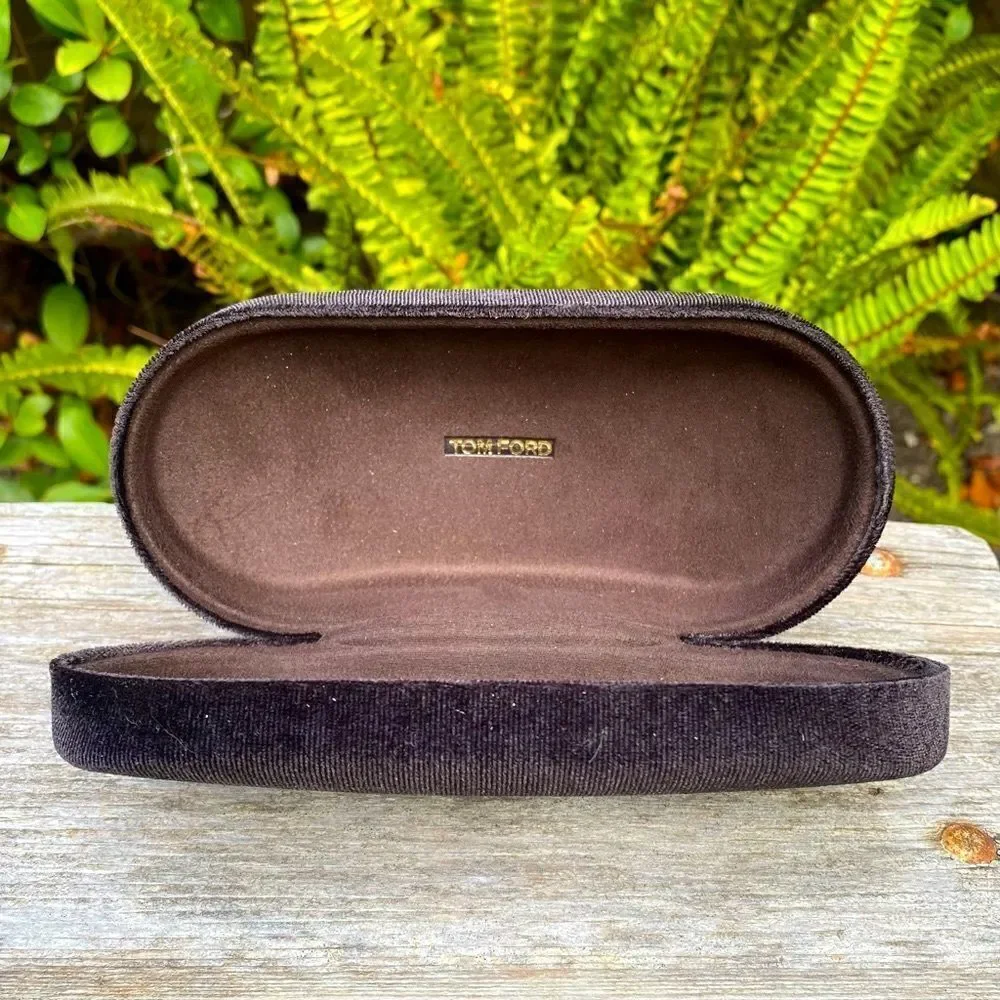 Tom Ford Black Velour Clamshell Sunglasses Case. Unisex EUC. Luxury Designer